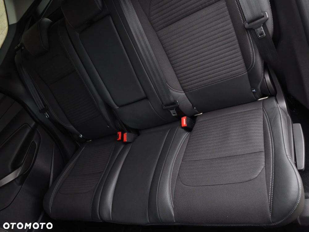 Ford Kuga 2.0 TDCi AWD Titanium - 17