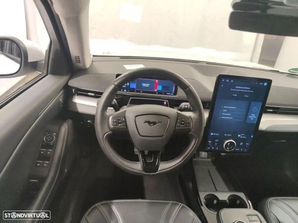 Ford Mustang Mach-E 75.7 kWh Base - 8