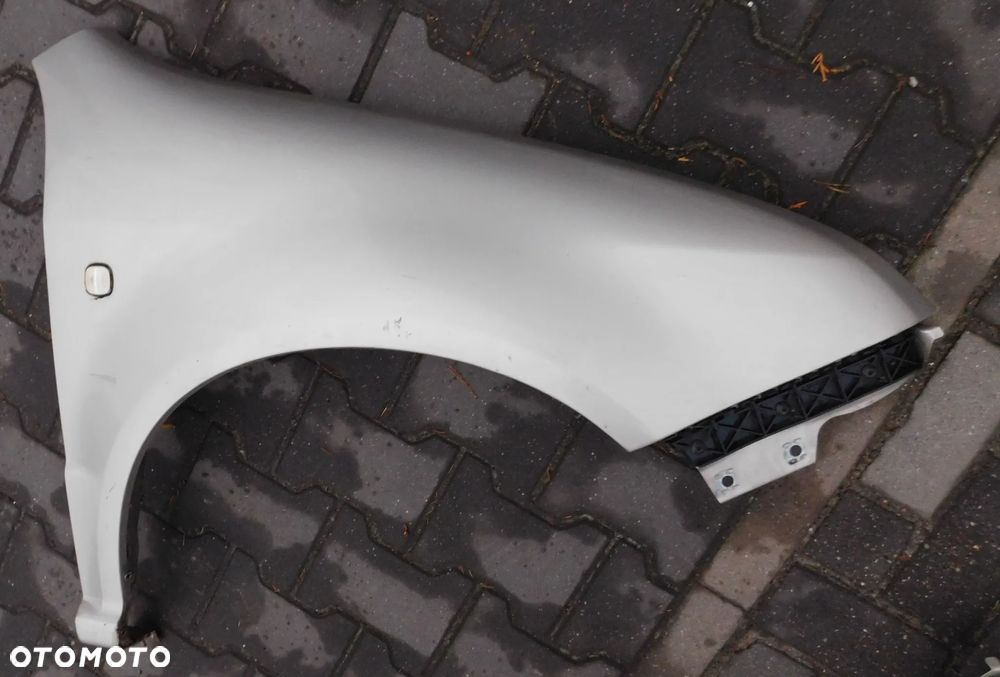 błotnik prawy przód SKODA FABIA I 01-10 - 1