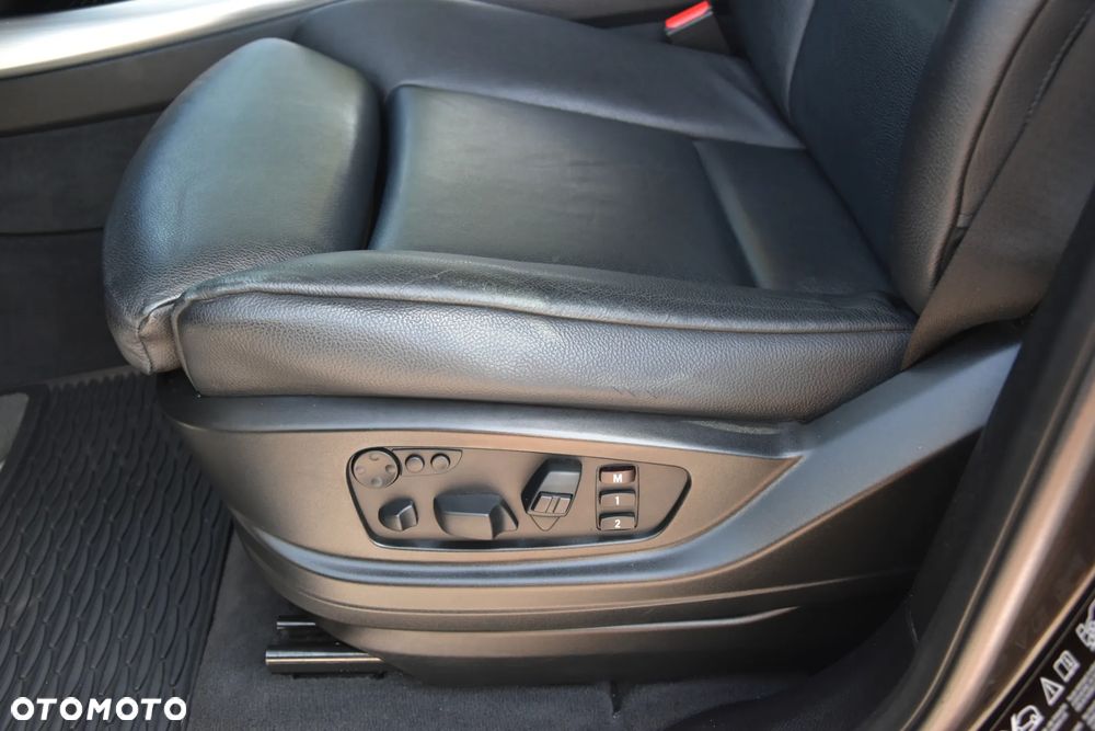 BMW X5 xDrive30d - 17