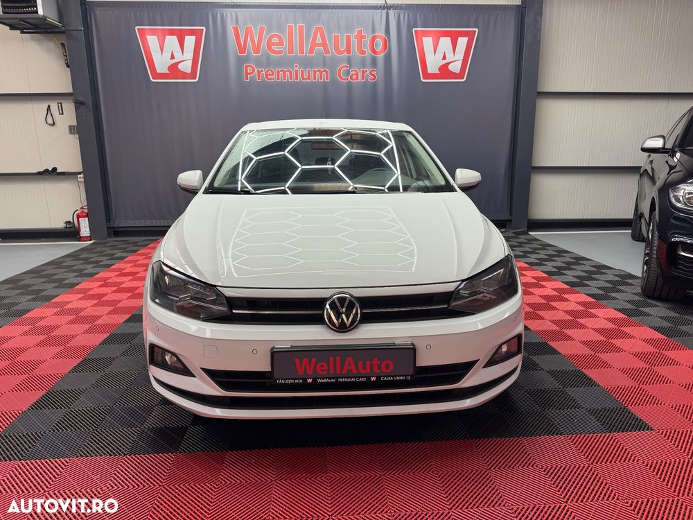 Volkswagen Polo - 1