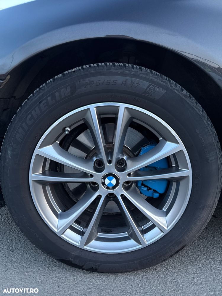 BMW Seria 5 520d AT - 11
