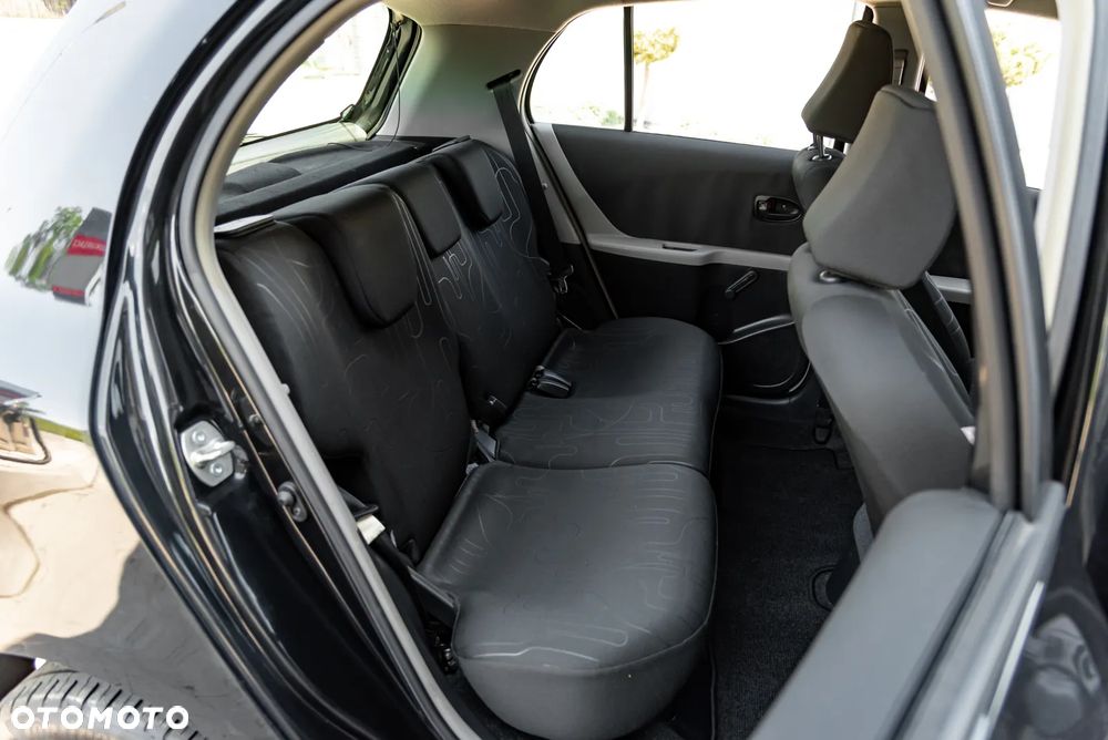 Toyota Yaris 1.33 VVT-i Executive - 21