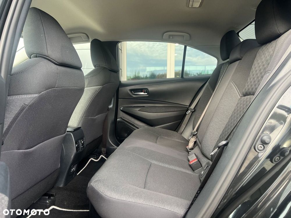 Toyota Corolla 1.8 Hybrid Style - 11