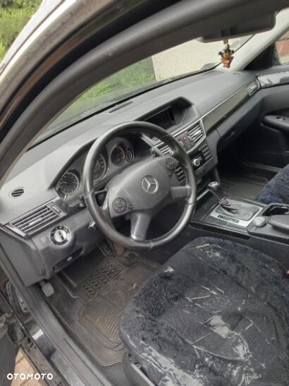 Mercedes-Benz Klasa E 220 T CDI DPF BlueEFFICIENCY Automatik Elegance - 7