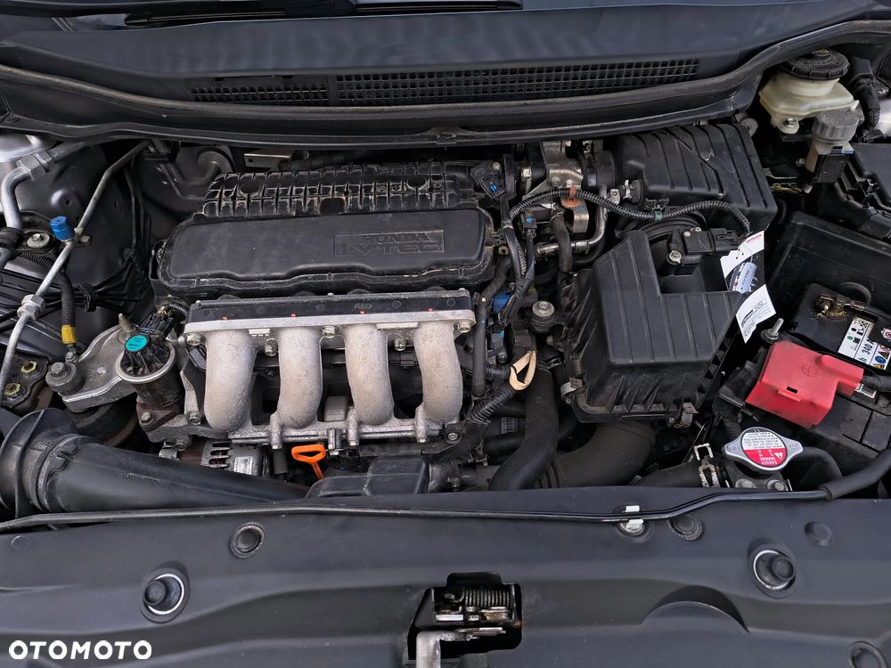 Honda Civic 1.4 i-VTEC Sport - 29