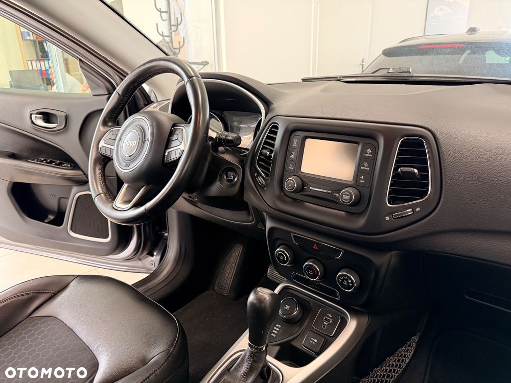 Jeep Compass 2.4I 4x4 CVT Limited - 34