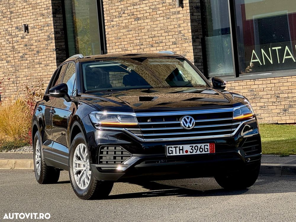 Volkswagen Touareg 2020 photo 2