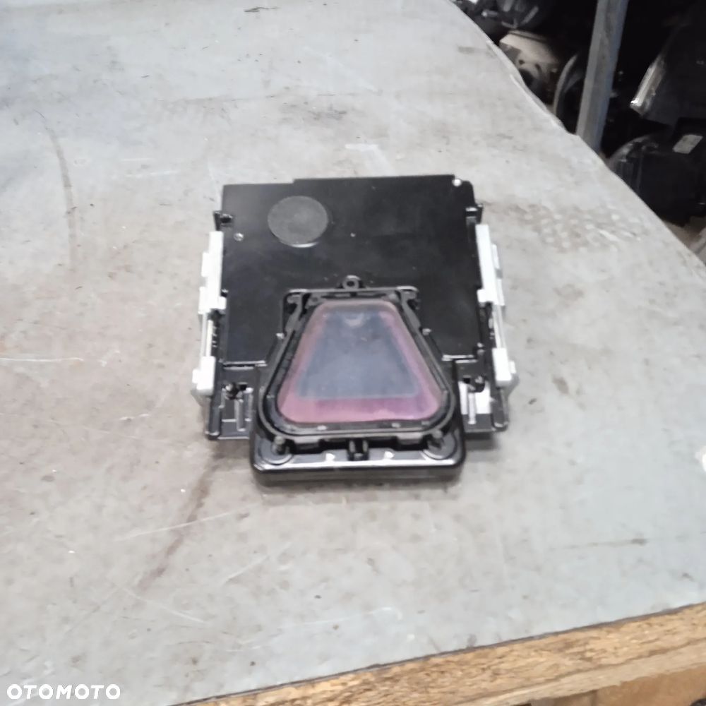 Asystent pasa kamera A4 B9 A5 8W690217A7 - 1