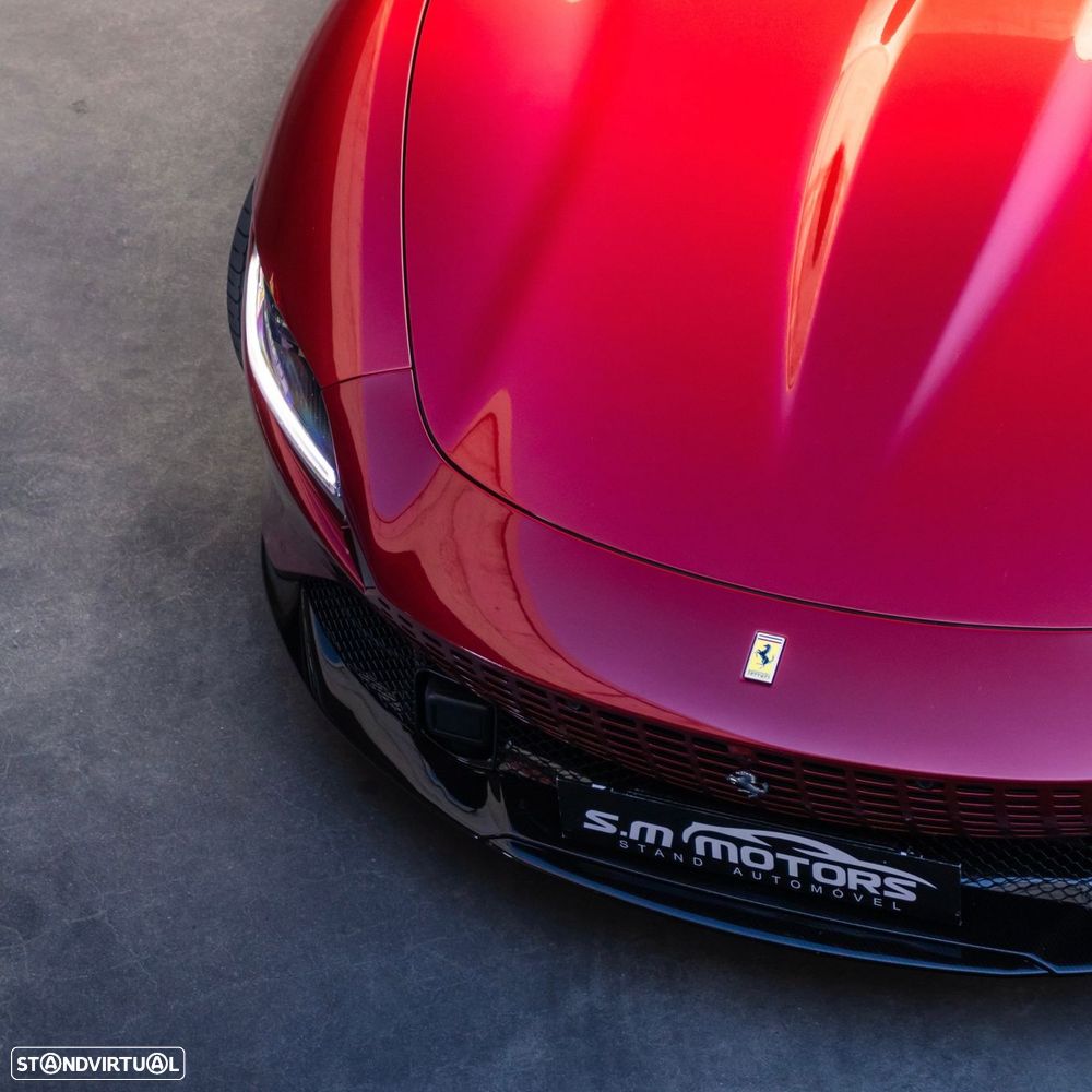Ferrari Roma 3.9 Twin-Turbo V8 - 10