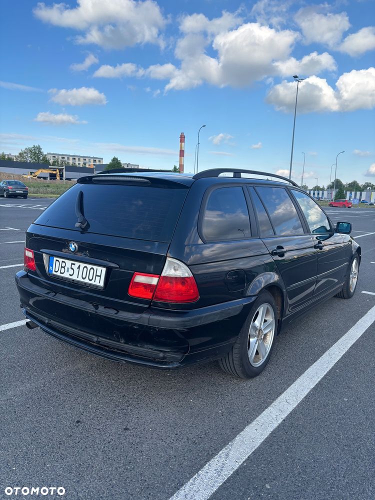 BMW Seria 3 318i - 5