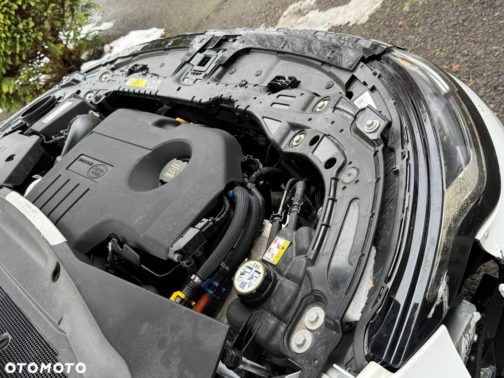 Land Rover Range Rover Evoque D150 FWD R-Dynamic S - 24