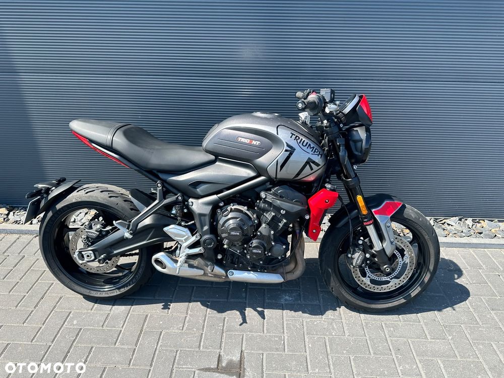 Triumph Trident - 5