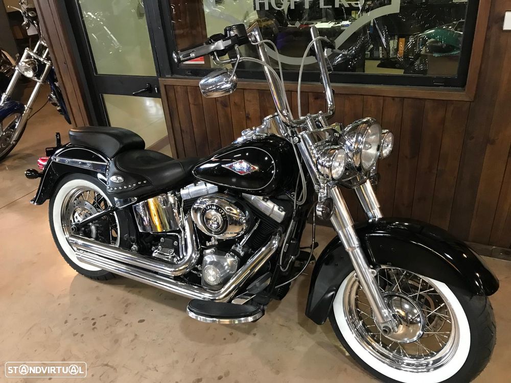 Harley-Davidson Heritage Softail Classic FLSTC 103 - 2