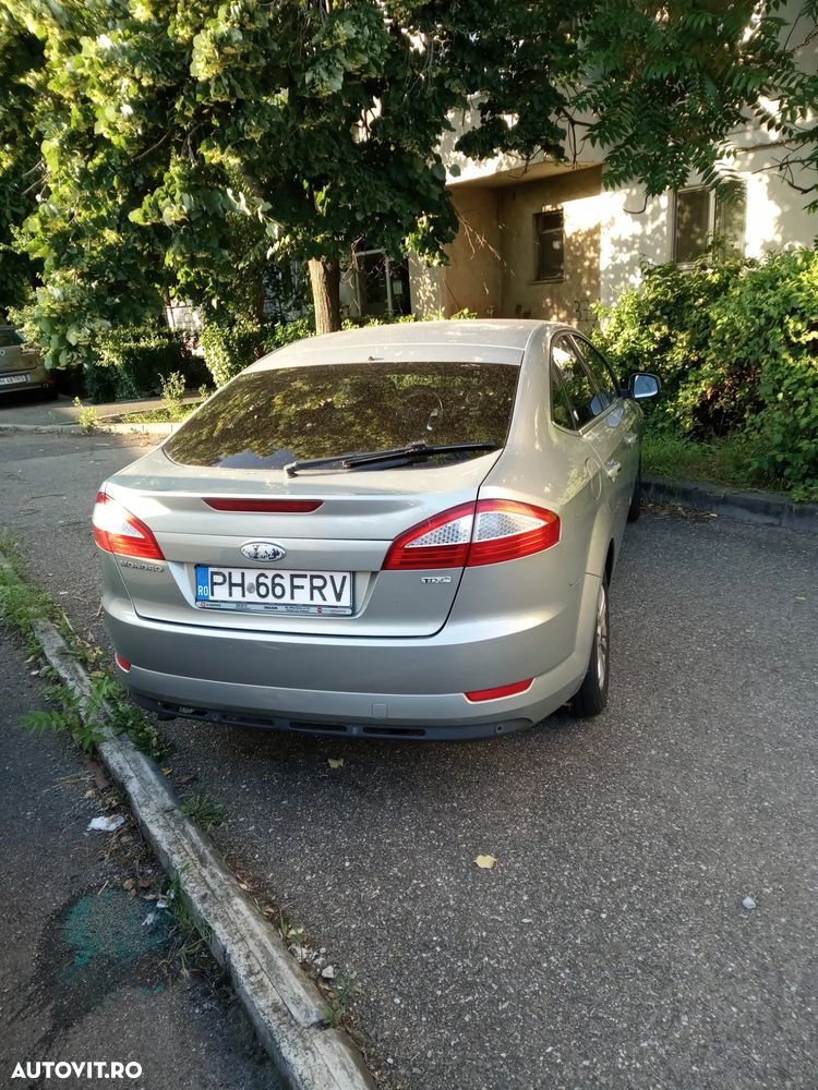 Ford Mondeo 2010 photo 2