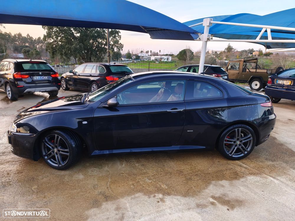 Alfa Romeo GT 1.9 JTD M-JET Blackline - 8