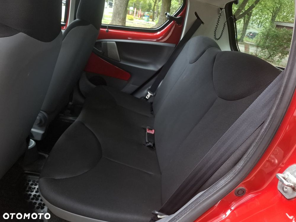 Toyota Aygo 1.0 VVT-i Luna EU5 - 14