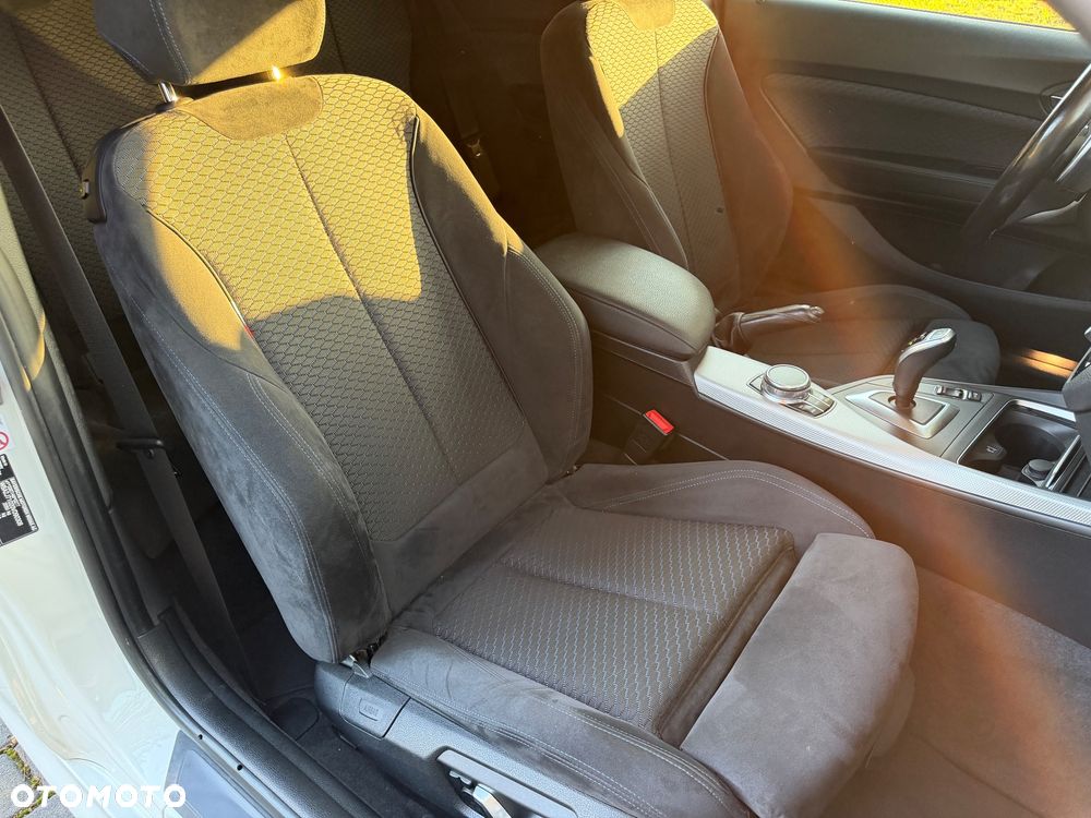 BMW Seria 2 M240i xDrive - 16