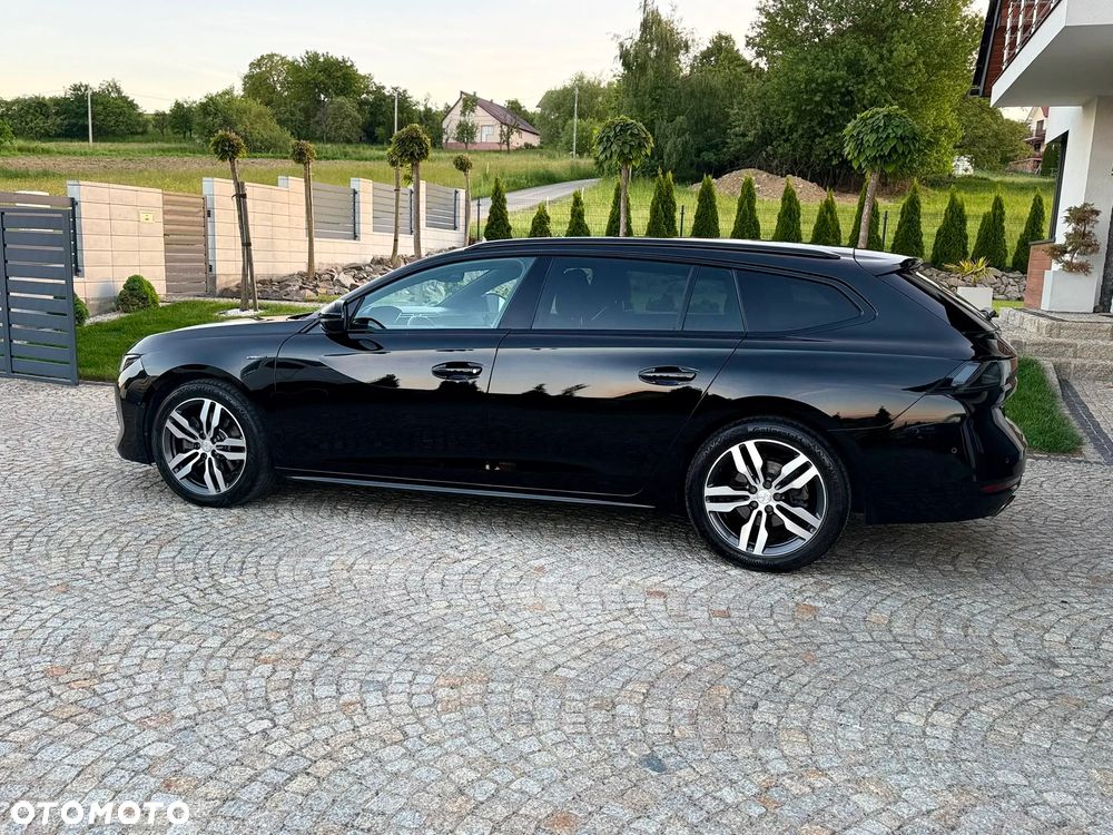 Peugeot 508 - 8