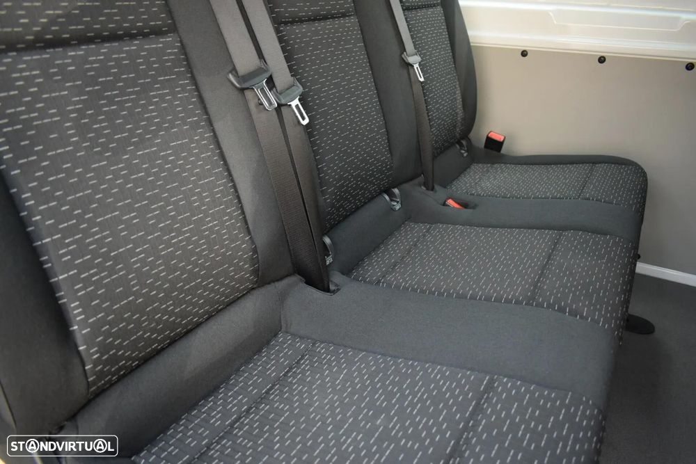 Mercedes-Benz Vito - 10