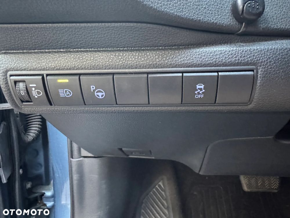 Toyota Corolla 1.8 Hybrid Comfort - 20