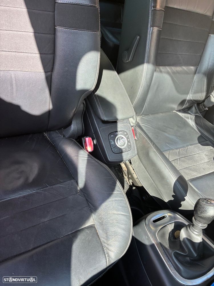 Renault Grand Scénic dCi 130 FAP Start & Stop Luxe - 28