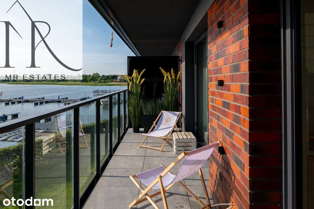 Apartament z antresolą i własnym portem