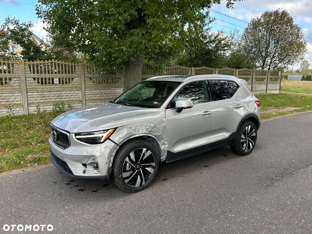 Volvo XC 40 B5 AWD Ultimate Dark - 1