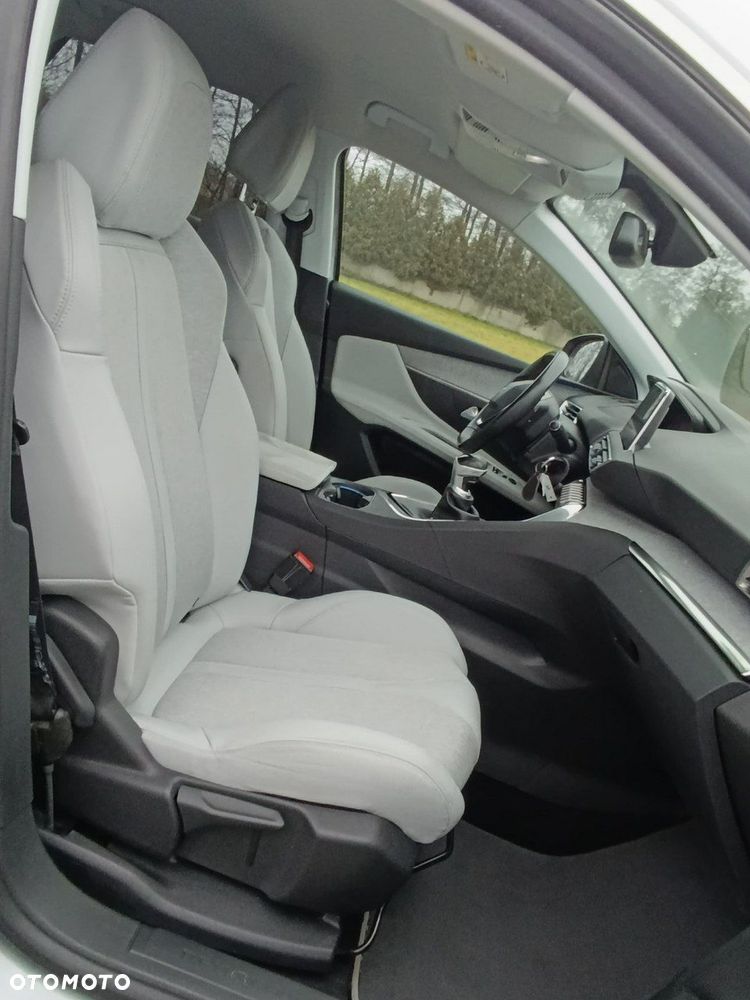 Peugeot 3008 - 27
