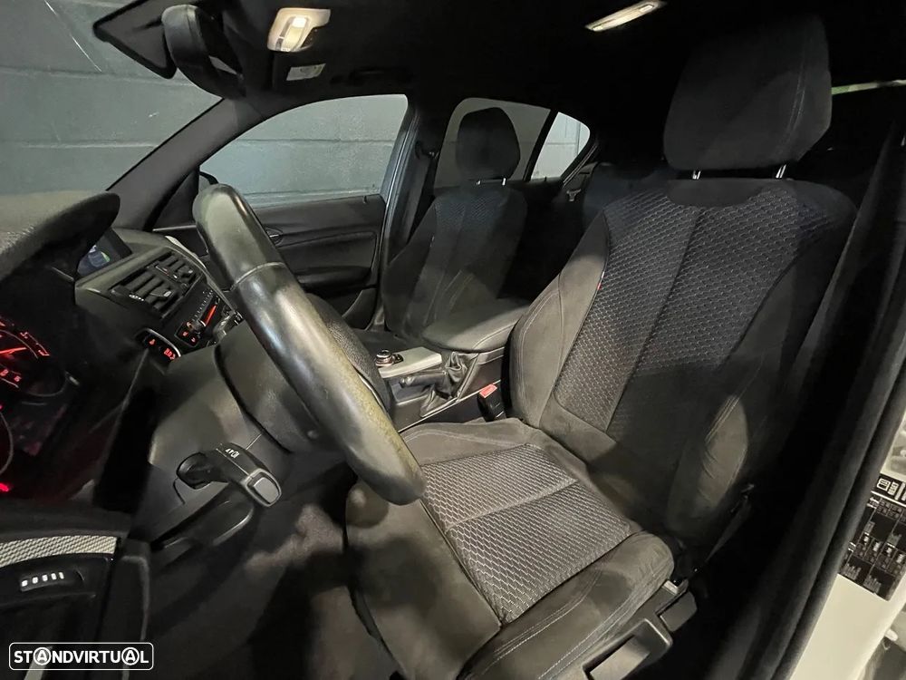 BMW 118 d Pack M - 27