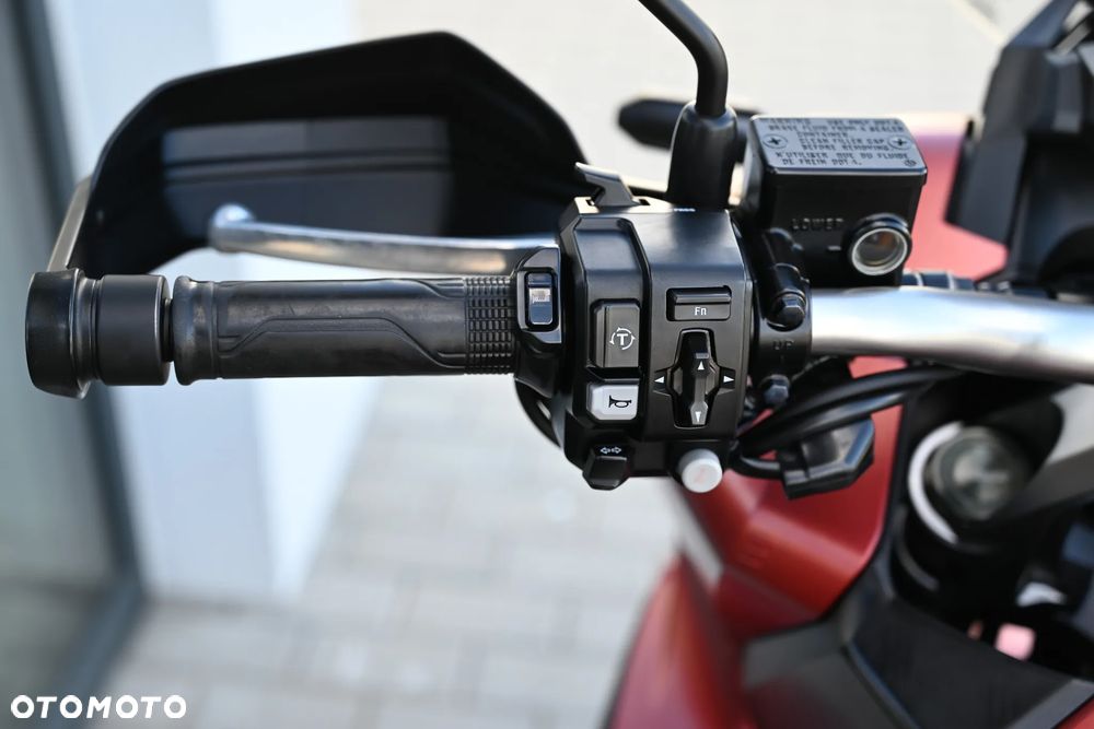 Honda ADV350 - 38