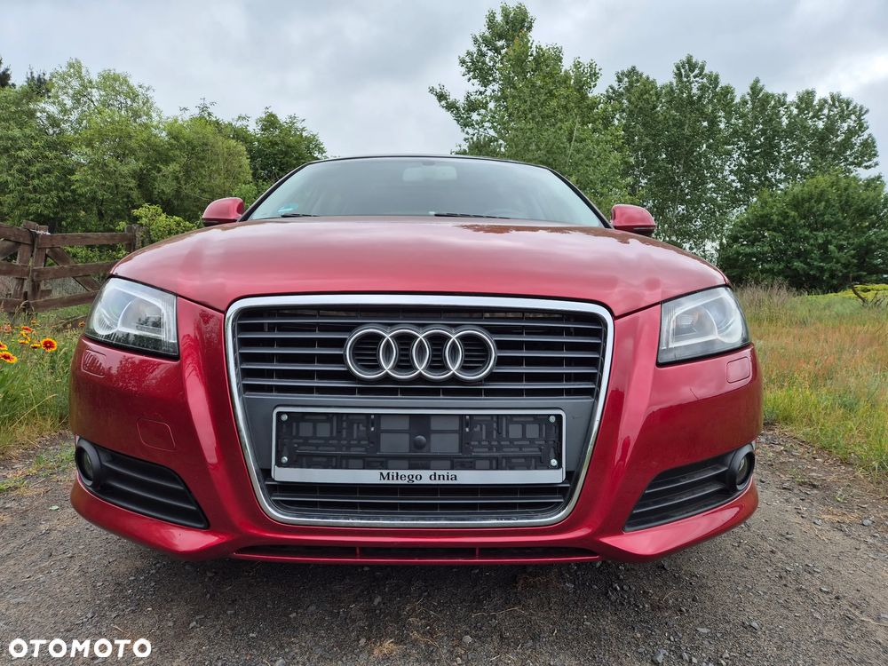 Audi A3 Sportback 1.4 TFSI S tronic Ambiente - 2