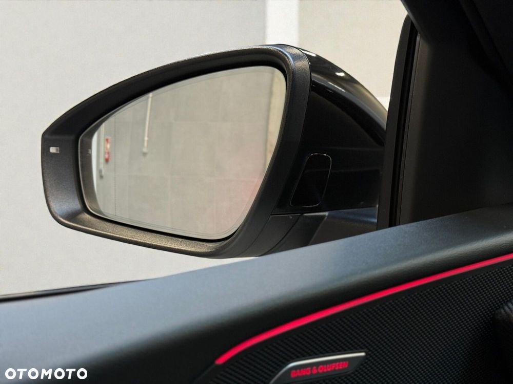 Audi Q6 e-tron - 32