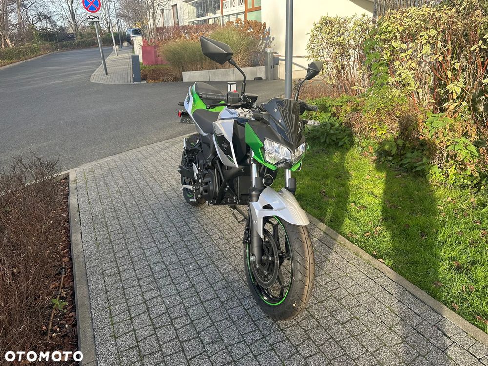 Kawasaki Z - 4