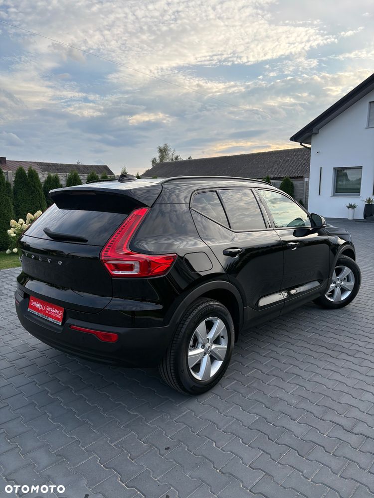 Volvo XC 40 T3 Momentum Pro - 8