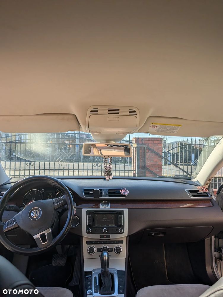 Volkswagen Passat 2.0 TDI Highline DSG - 4