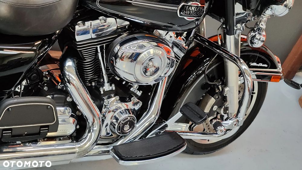 Harley-Davidson Touring Electra Glide - 12