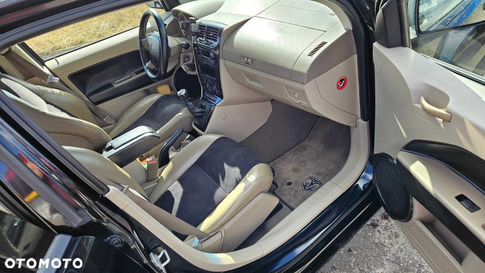 Dodge Caliber - 3