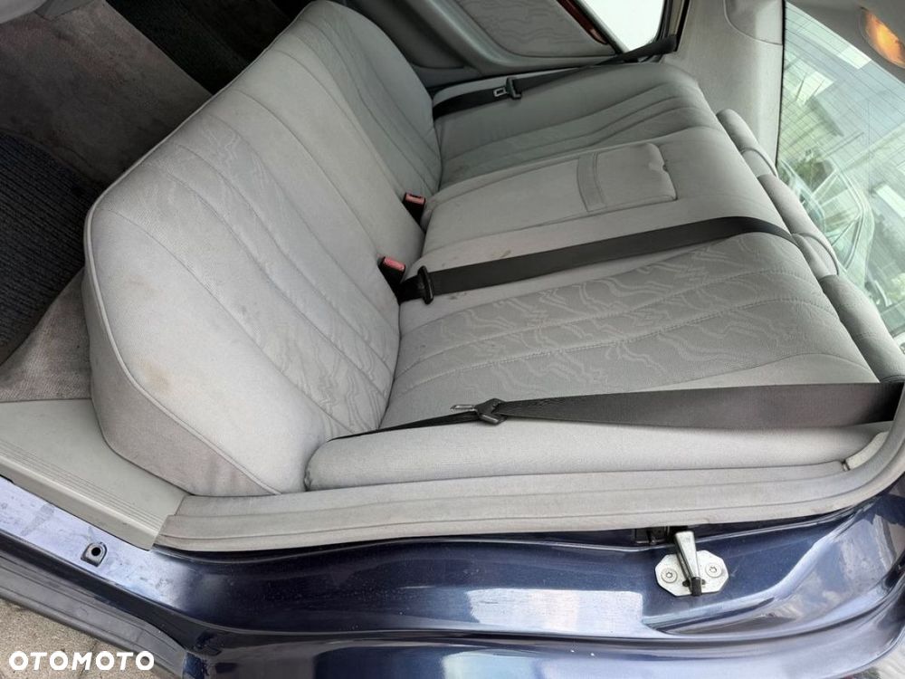 Mercedes-Benz Klasa E 200 CDI Elegance - 17