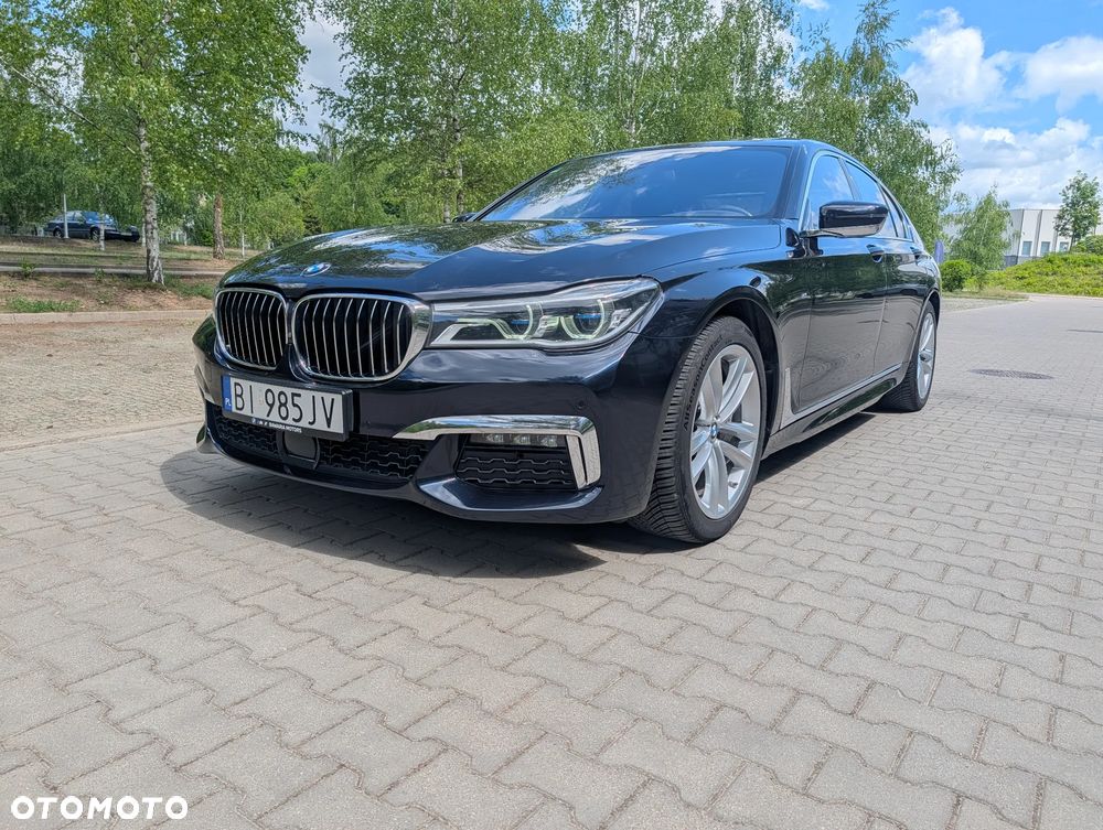 BMW Seria 7 740i - 3