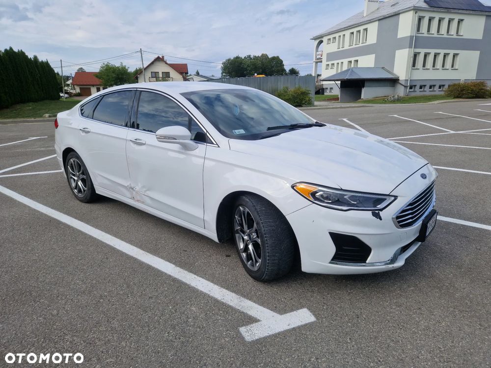 Ford Fusion - 13