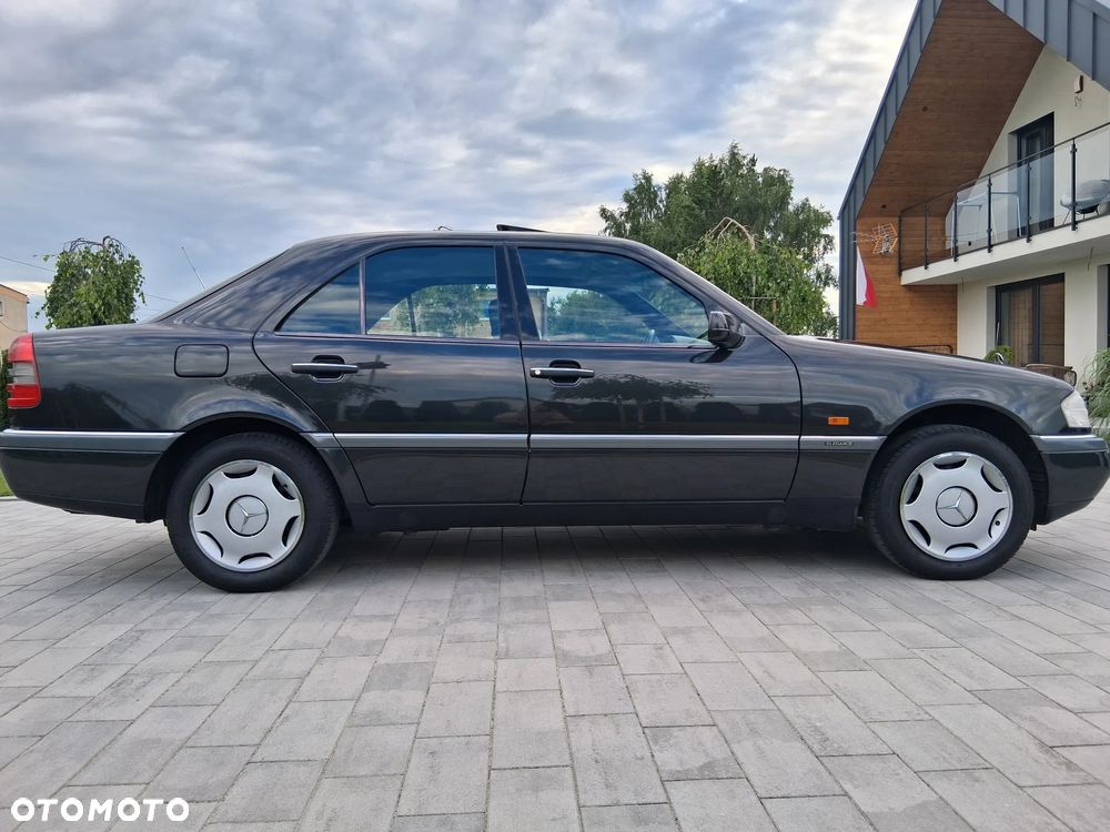 Mercedes-Benz Klasa C 220 D Classic - 10
