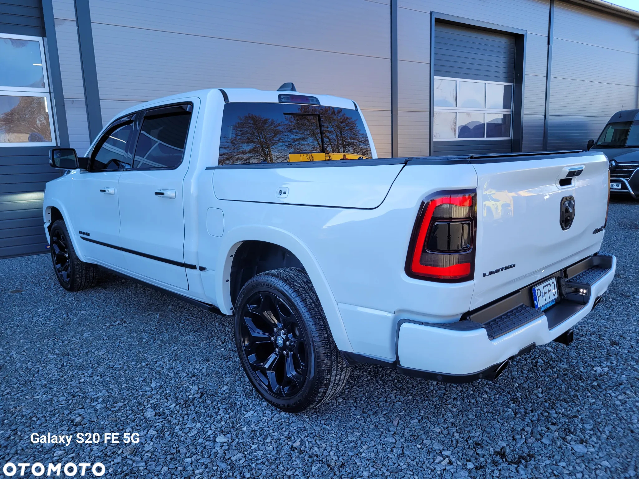 RAM 1500 Crew Cab Limited - 4