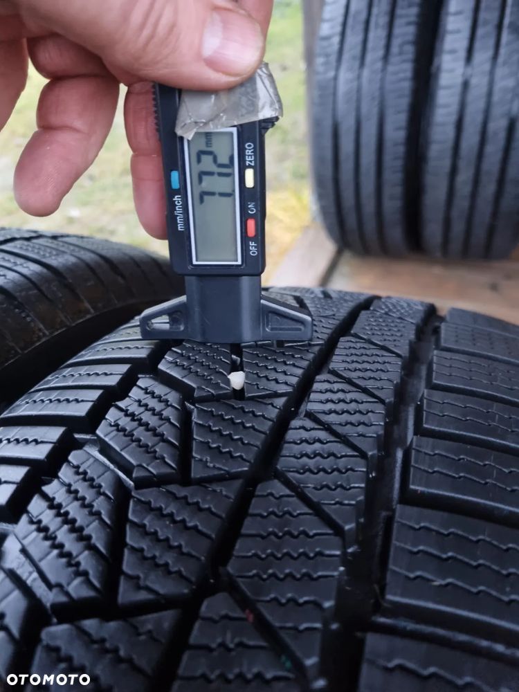 Opony CONTINENTAL WINTER CONTACT TS860S 205/65R17 100H,2024r,4x7,7mm super - 7