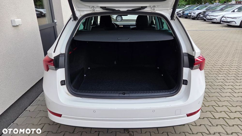 Skoda Octavia 1.5 TSI e-Tec Style DSG - 25