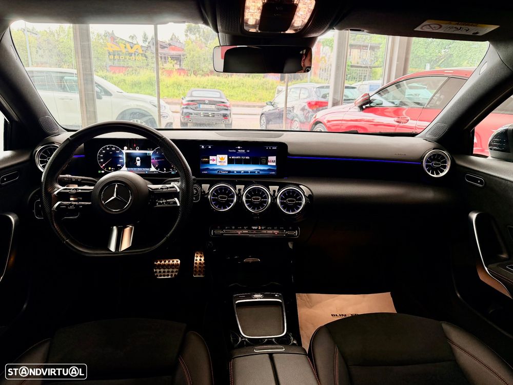 Mercedes-Benz A 180 d 8G-DCT Edition AMG Line - 27