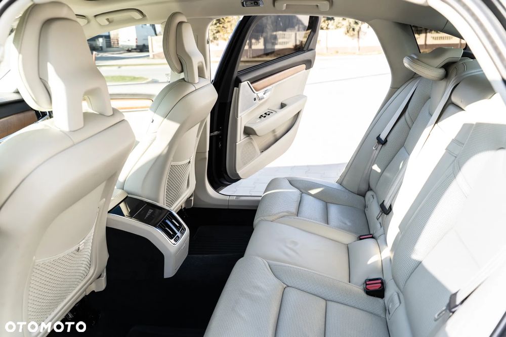 Volvo S90 T6 AWD Inscription - 28
