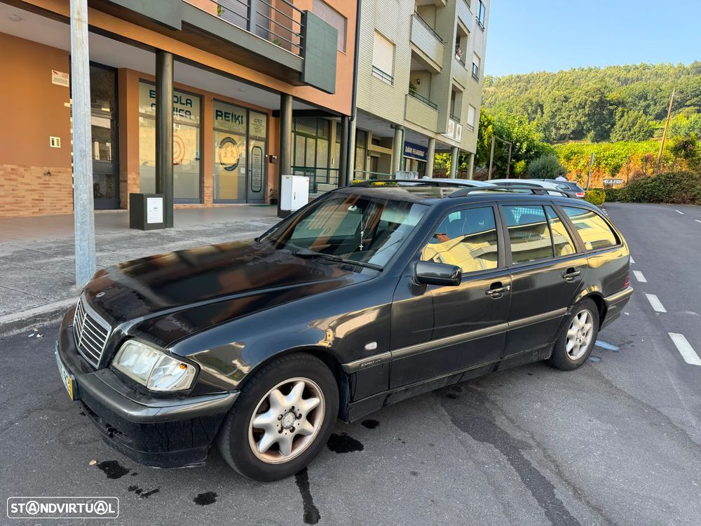 Mercedes-Benz C 200 - 12