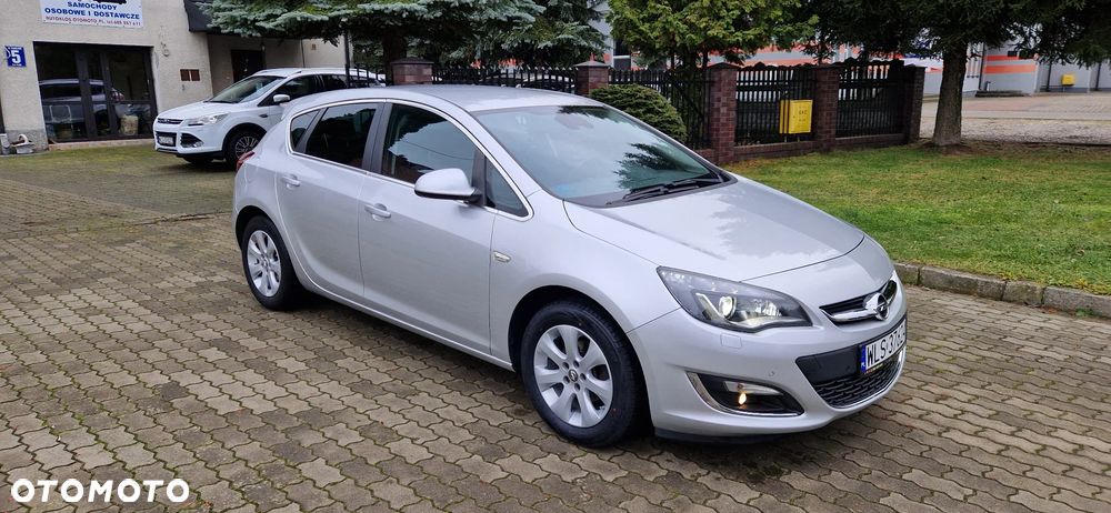 Opel Astra 1.4 Turbo Exklusiv - 3
