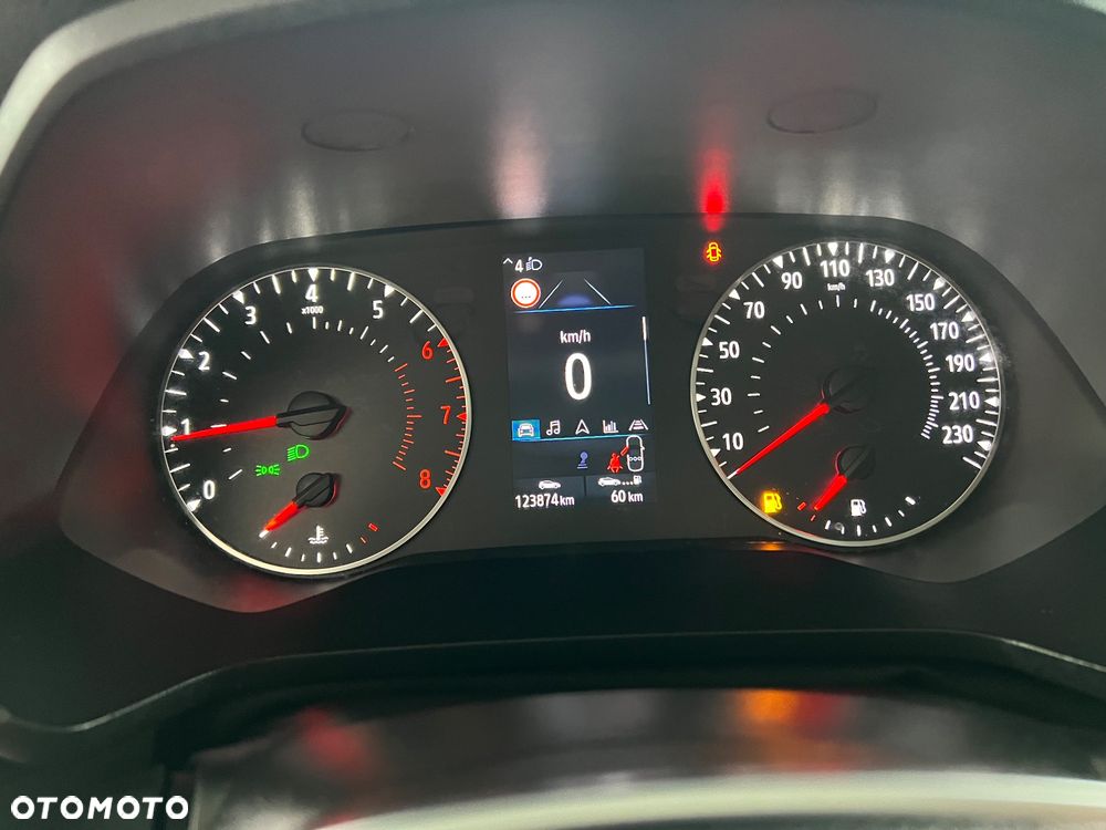 Renault Captur - 19